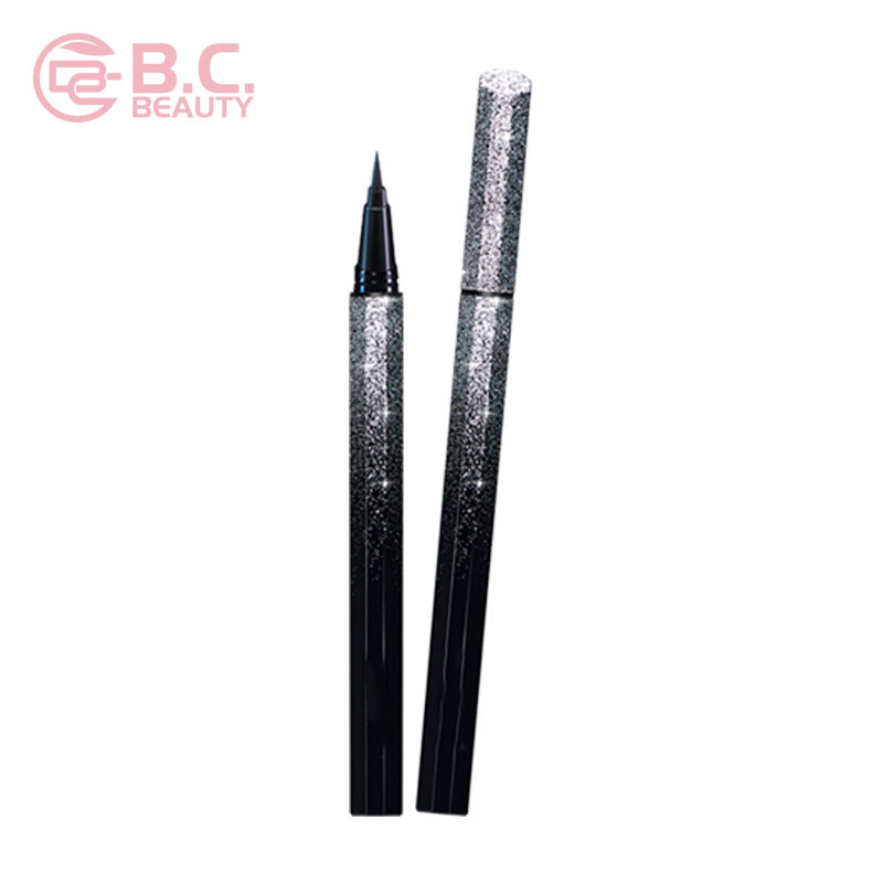 Siyah Sıvı Eyeliner